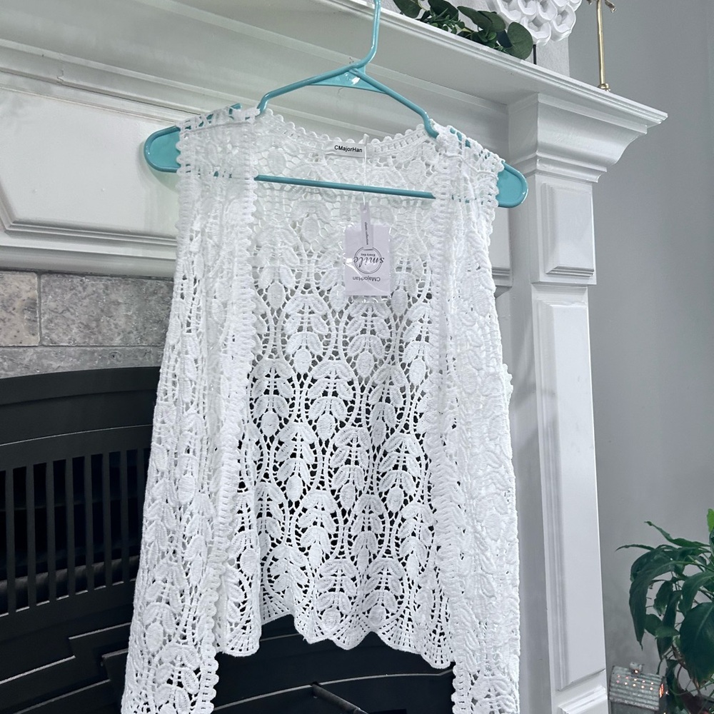 Charming White Crochet Vest - Unbranded